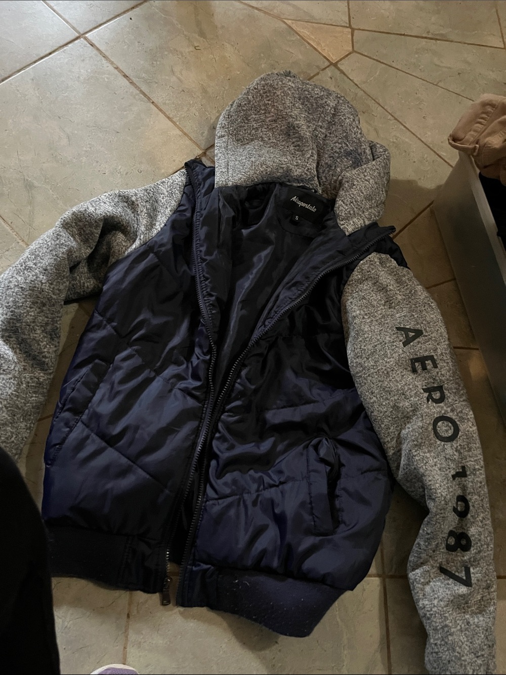 Aeropostale Navy Puffer Jacket with Gray Hooded Sleeves